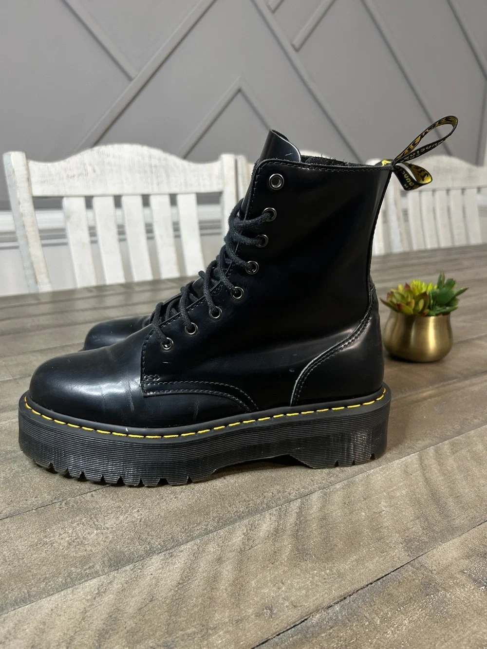 Dr. Martens Jadon Smooth Leather Combat Boots Black 8 Eye Men Size 10